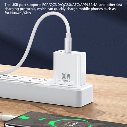 REMAX RP-U82 30W USB+USB-C/Type-C Dual Interface Fast Charger, Specification:US Plug(White) - USB Charger by REMAX | Online Shopping South Africa | PMC Jewellery | Buy Now Pay Later Mobicred