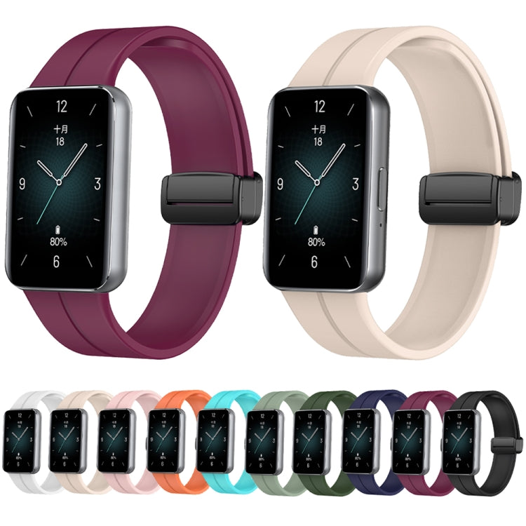 For Honor Band 9 Magnetic Folding Black Buckle Silicone Watch Band(Green) - free shipping - PMC TechLife - Order now!